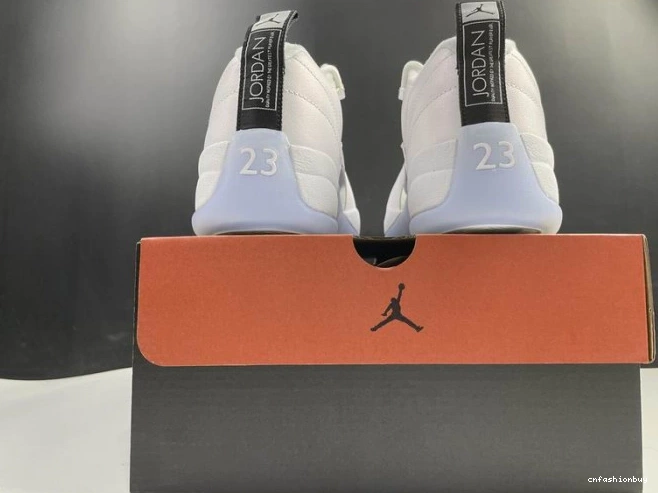 JORDAN RETRO AIR LOW EASTER DB0733-190 12 (2021) 1117